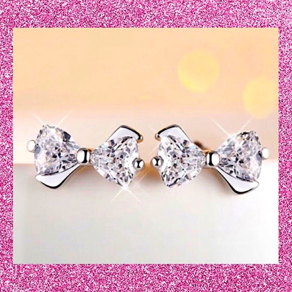 New!! Stunning Silver Bowknot Diamond CZ Stud Earrings !